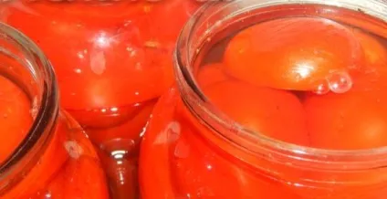 Помідори з цибулею на зиму (цілі, часточками, салат) рецепти (зиму) Помідори з цибулею на зиму (цілі, часточками, салат) рецепти