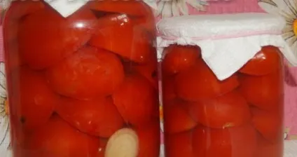 Помідори з цибулею на зиму (цілі, часточками, салат) рецепти (помідори) Помідори з цибулею на зиму (цілі, часточками, салат) рецепти