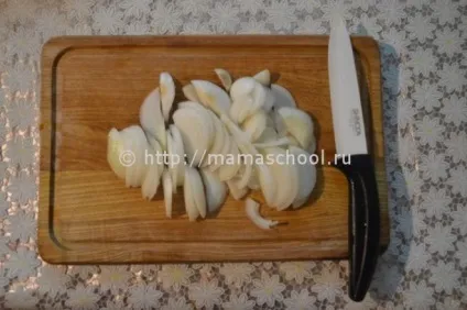 Помідори дольками з цибулею і маслом на зиму (зиму) Помідори дольками з цибулею і маслом на зиму