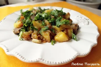 Рагу - печеня з баранини з картоплею і овочами (печеня баранини картоплею) Рагу - печеня з баранини з картоплею і овочами