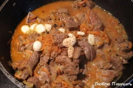 Рагу - печеня з баранини з картоплею і овочами (картоплею) Рагу - печеня з баранини з картоплею і овочами