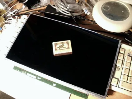 Розбираємо lcd-матрицю від ноутбука, embedder - s life (ноутбука) Розбираємо lcd-матрицю від ноутбука, embedder - s life