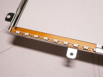 Розбираємо lcd-матрицю від ноутбука, embedder - s life (embedder) Розбираємо lcd-матрицю від ноутбука, embedder - s life