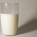 Горілка з молоком - запиваємо, робимо коктейль і лікуємося (коктейль) Горілка з молоком - запиваємо, робимо коктейль і лікуємося