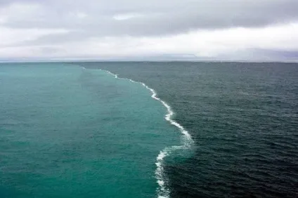 Води яких морів не зливаються через різної щільності води (морів) Води яких морів не зливаються через різної щільності води