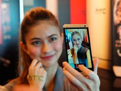 Вісім способів позбутися від «фіолетовою камери» в htc one