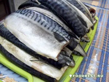 Рецепт скумбрії запеченої на багатті в решітці (вогнищі) Рецепт скумбрії запеченої на багатті в решітці