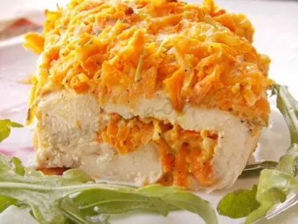 Рецепт запеченої курячої грудки з сиром і морквою (сир) Рецепт запеченої курячої грудки з сиром і морквою
