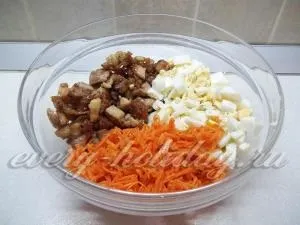 Рулет з лаваша з куркою і корейської морквою (рецепт) Рулет з лаваша з куркою і корейської морквою