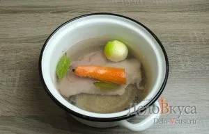 Салат з ананасами, куркою і сиром рецепт з фото (салат з ананасами і сиром) Салат з ананасами, куркою і сиром рецепт з фото