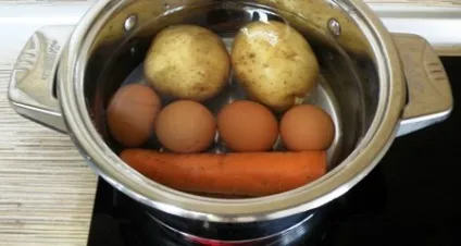 Салат зимовий - покроковий рецепт з фото (рецепт) Салат зимовий - покроковий рецепт з фото