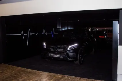 Найфешенебельніший центр mercedes-benz rus як продають і обслуговують «мерседеси» в Москві - журнал (mercedes-benz rus мерседес-бенц рус автодилер ян Мадея авторинок продажу) Найфешенебельніший центр mercedes-benz rus як продають і обслуговують «мерседеси» в Москві - журнал