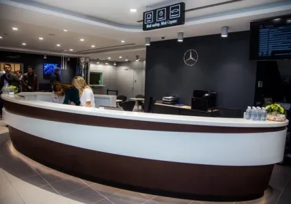 Найфешенебельніший центр mercedes-benz rus як продають і обслуговують «мерседеси» в Москві - журнал (mercedes-benz) Найфешенебельніший центр mercedes-benz rus як продають і обслуговують «мерседеси» в Москві - журнал