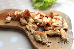 Секрети і тонкощі приготування салату цезар з куркою будинку (салату) Секрети і тонкощі приготування салату цезар з куркою будинку