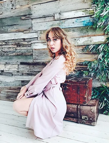 Сестри алексея воробьева, дмитрика білана і Влада Топалова як вони стали співати услід за братами, hello (дмитрика) Сестри алексея воробьева, дмитрика білана і Влада Топалова як вони стали співати услід за братами, hello