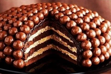Шоколадний торт з цукерками maltesers, рецепт