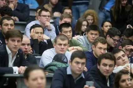 З якою думкою прокидається федор емельяненко (федор) З якою думкою прокидається федор емельяненко
