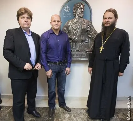 З якою думкою прокидається федор емельяненко (емельяненко) З якою думкою прокидається федор емельяненко