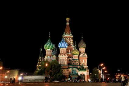 Собор василия блаженного - прикраса червоною площі (блаженного) Собор василия блаженного - прикраса червоною площі