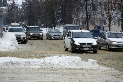 Снігова зачистка хто і як чистить дороги, вулиці та двори (чистить) Снігова зачистка хто і як чистить дороги, вулиці та двори