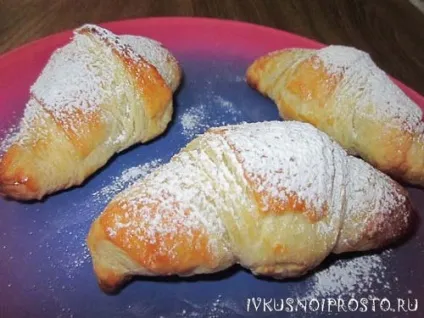 Листкові рогалики - покроковий рецепт з фото, і смачно і просто (рогалики з начинкою) Листкові рогалики - покроковий рецепт з фото, і смачно і просто