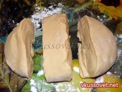 Слойки з куркою і картоплею, рецепт з фото покроковий (курка) Слойки з куркою і картоплею, рецепт з фото покроковий