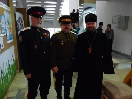 Слава богу, що ми козаки, храм святих рівноапостольних Мефодія і Кирила (політики уряду Пензенської) Слава богу, що ми козаки, храм святих рівноапостольних Мефодія і Кирила