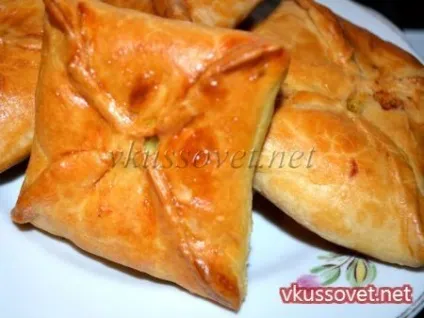 Слойки з куркою і картоплею, рецепт з фото покроковий (картопля) Слойки з куркою і картоплею, рецепт з фото покроковий