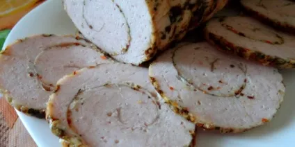 Курячий рулет в духовці (у фользі, з сиром) рецепти з фото (курячий рулет в духовці) Курячий рулет в духовці (у фользі, з сиром) рецепти з фото