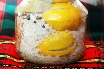 солоні лимони