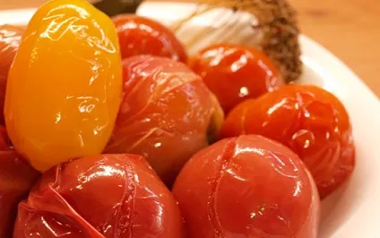 Солоні бочкові помідори рецепти перевірені часом (бочкові) Солоні бочкові помідори рецепти перевірені часом