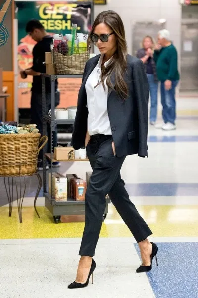 Стильні жінки 40 років вікторія Бекхем (victoria beckham) (одяг в стилі Вікторії Бекхем) Стильні жінки 40 років вікторія Бекхем (victoria beckham)