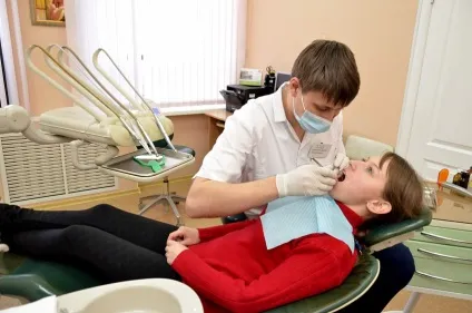 Стоматологічний центр - ескулап
