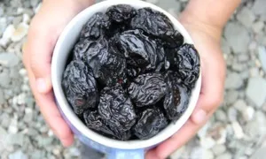 Сушка чорносливу своїми руками як в домашніх умовах просто приготувати чорнослив і варіанти (сушка чорнослив домашній умова сушити висушувати зробити відео своїми руками готувати) Сушка чорносливу своїми руками як в домашніх умовах просто приготувати чорнослив і варіанти