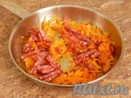 Стручкова квасоля, тушкована з овочами - рецепт з фото