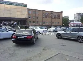 Весільний кортеж в Запоріжжі, автомобілі, кортеж авто на весілля, оформлення, оренда, замовити (весільний) Весільний кортеж в Запоріжжі, автомобілі, кортеж авто на весілля, оформлення, оренда, замовити