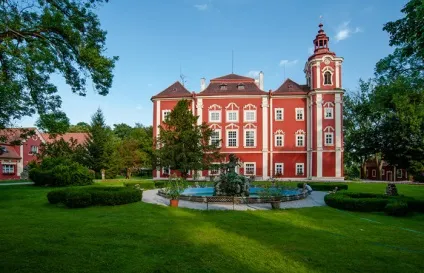 Весілля в Чехії - організація і вибір місця проведення, сценарій торжества, ідеї для фотосесії (весілля) Весілля в Чехії - організація і вибір місця проведення, сценарій торжества, ідеї для фотосесії