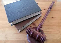 Свіжий номер газети московський комсомолець - від