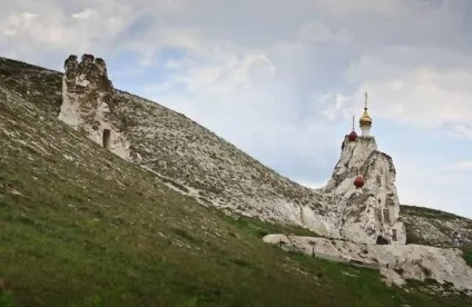Свята обитель в Костомарове - монастир святого Спаса (Костомарова) Свята обитель в Костомарове - монастир святого Спаса