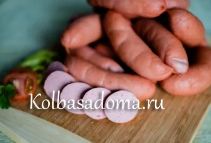 Свинячі сардельки в домашніх умовах (свинячі) Свинячі сардельки в домашніх умовах
