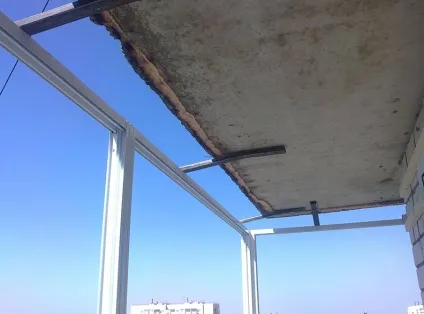 Типові помилки при склінні балкона бригадою робітників (балкона) Типові помилки при склінні балкона бригадою робітників