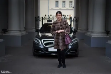 Яна Лапутіна «є mercedes, а є багато чого іншого» (є) Яна Лапутіна «є mercedes, а є багато чого іншого»
