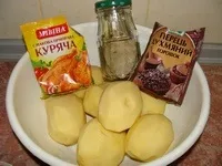 Тушкована картопля з пупками і грибами (тушкована картопля з курячими шлунками) Тушкована картопля з пупками і грибами