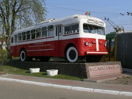 Тролейбус - вчора, сьогодні, завтра, найперші і сучасні тролейбуси світу (тролейбус) Тролейбус - вчора, сьогодні, завтра, найперші і сучасні тролейбуси світу