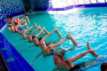 Вправи в басейні для схуднення методики аквааеробіки і аквафитнеса (схуднення) Вправи в басейні для схуднення методики аквааеробіки і аквафитнеса