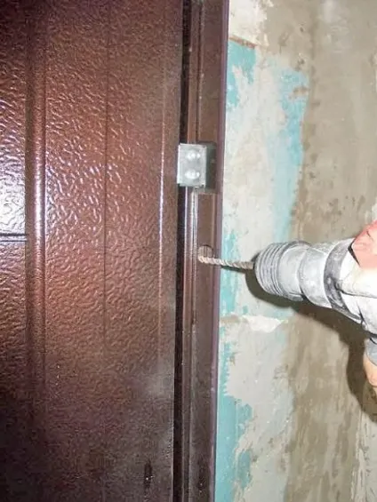 Установка китайської двері металевих вхідних з замком своїми руками (двері) Установка китайської двері металевих вхідних з замком своїми руками