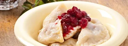 Вареники з вишнею - покрокові рецепти приготування з фото (приготування) Вареники з вишнею - покрокові рецепти приготування з фото
