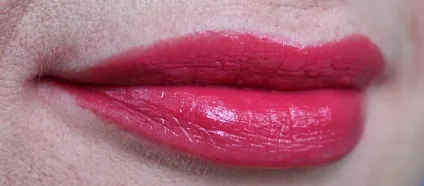 Зволожуюча губна помада люкс luxe avon (luxe) Зволожуюча губна помада люкс luxe avon