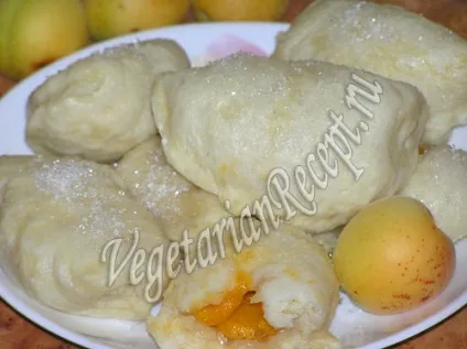 Вареники з вишньою