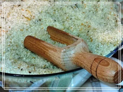 Ванна з морською сіллю - застосування і користь процедури (морська сіль) Ванна з морською сіллю - застосування і користь процедури